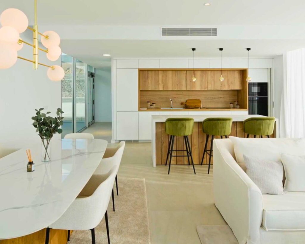 Construcción modular industrializada de casa prefabricada HAUX en Tenerife montaje en obra